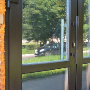 How Storm Doors Protect Your Home Against Extreme Weather